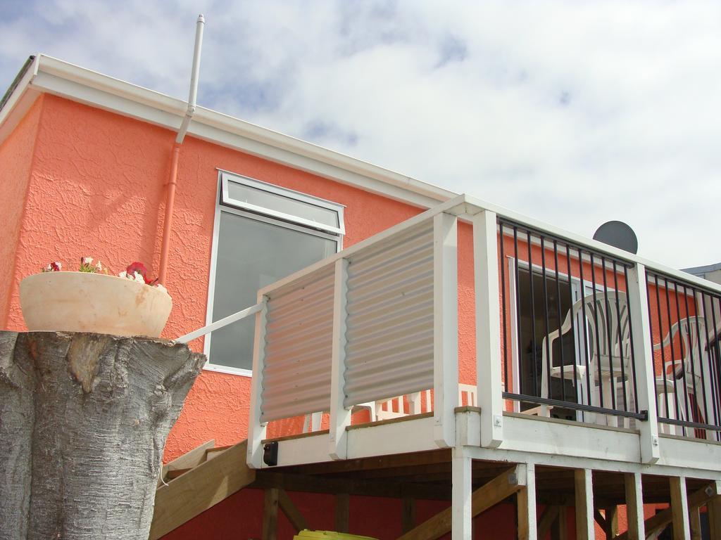 Oamaru Pink Cottage Экстерьер фото